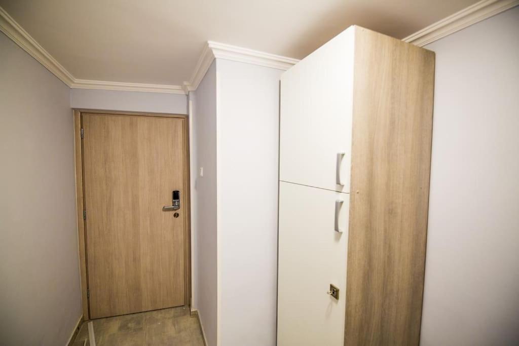 2 Bedrooms Apartment Close To Metro Dafni In Athènes Extérieur photo